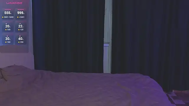 Snapshot of RoxyChill chatting on September 27, 2025, 9:09 pm RoxyChill online show from September 27, 2025, 9:09 pm