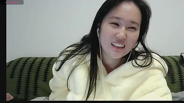 Belinda66 online show from December 13, 2025, 7:53 pm