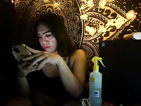 Snapshot of Madylinebigcock69 chatting on February 7, 2026, 12:42 pm Madylinebigcock69 online show from February 7, 2026, 12:42 pm