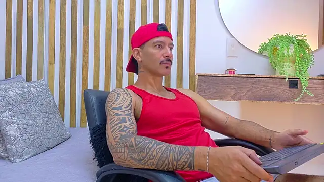 yorbymaxx online show from February 7, 2026, 12:53 pm