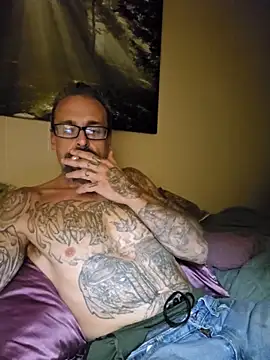 sethdarby online show from September 9, 2025, 2:44 am