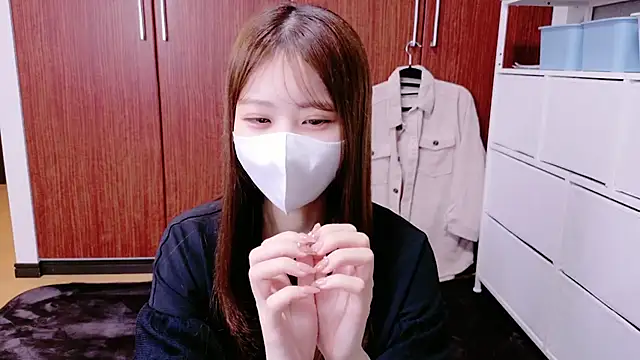 Ema o0 chan online show from October 8, 2025, 10:35 am