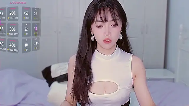 Snapshot of XiaoNana_ chatting on October 14, 2025, 1:17 am XiaoNana online show from October 14, 2025, 1:17 am