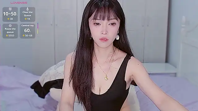 Snapshot of XiaoNana_ chatting on October 20, 2025, 1:28 am XiaoNana online show from October 20, 2025, 1:28 am