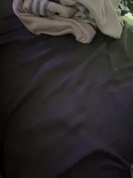 naughtycoupl98 online show from March 24, 2026, 8:52 am