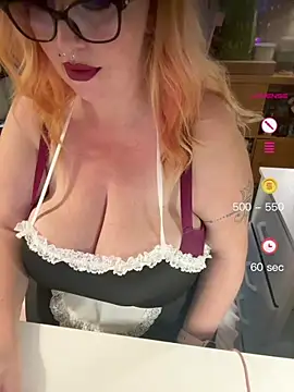 Snapshot of CurvyDoll_KateX chatting on July 3, 2026, 12:06 am CurvyDoll KateX online show from July 3, 2026, 12:06 am
