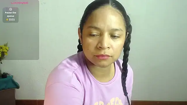 Sara cute92 online show from October 4, 2025, 7:17 am