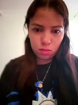 IsabellaLuxe online show from October 23, 2025, 11:42 am