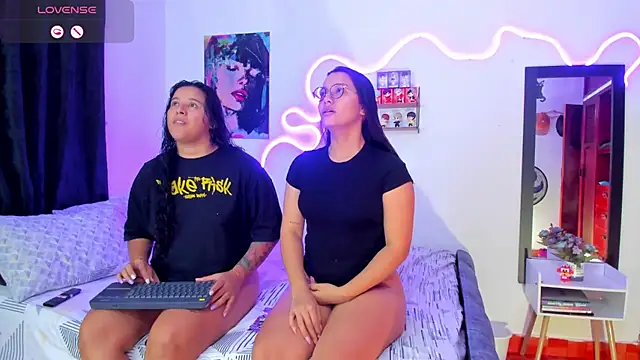 Dilan and Mia online show from September 18, 2025, 10:01 pm