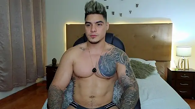 Snapshot of Steven_Velez chatting on September 30, 2025, 12:59 am Steven Velez online show from September 30, 2025, 12:59 am