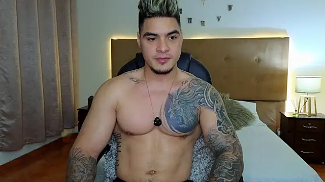 Snapshot of Steven_Velez chatting on September 30, 2025, 11:21 pm Steven Velez online show from September 30, 2025, 11:21 pm