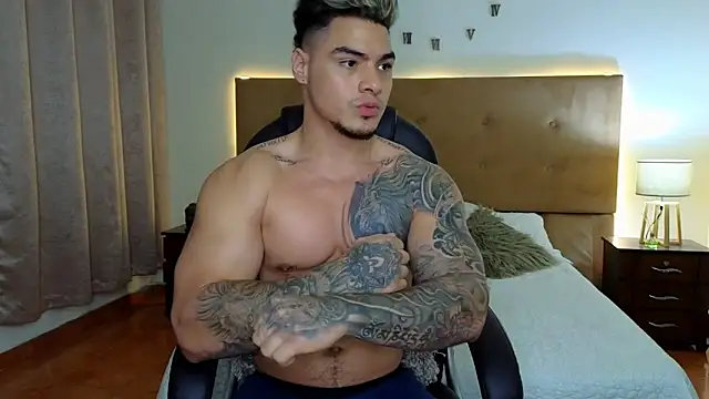 Snapshot of Steven_Velez chatting on October 5, 2025, 4:33 am Steven Velez online show from October 5, 2025, 4:33 am