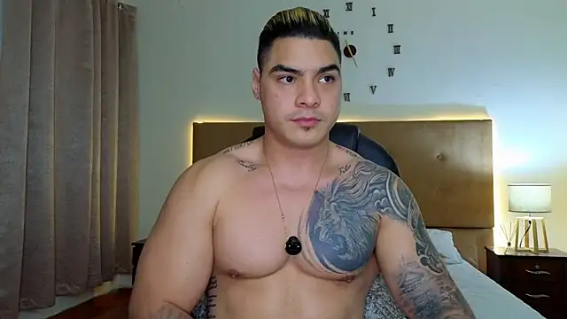 Snapshot of Steven_Velez chatting on October 27, 2025, 12:15 am Steven Velez online show from October 27, 2025, 12:15 am