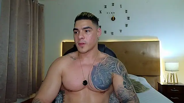 Snapshot of Steven_Velez chatting on October 30, 2025, 12:45 am Steven Velez online show from October 30, 2025, 12:45 am