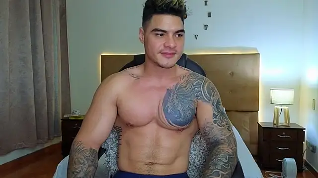 Snapshot of Steven_Velez chatting on December 18, 2025, 11:33 pm Steven Velez online show from December 18, 2025, 11:33 pm