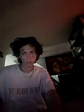 Snapshot of HydanMC chatting on February 18, 2026, 6:59 pm HydanMC online show from February 18, 2026, 6:59 pm