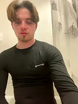 Snapshot of BWC00722 chatting on November 23, 2025, 10:53 pm BWC00722 online show from November 23, 2025, 10:53 pm