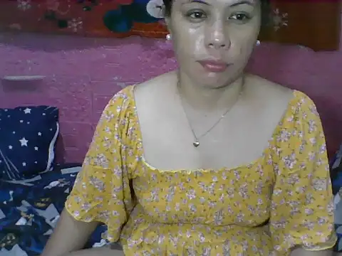 Snapshot of violen786 chatting on October 20, 2025, 12:05 pm violen786 online show from October 20, 2025, 12:05 pm