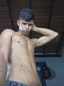 God Eros 23cm online show from May 25, 2026, 11:16 am