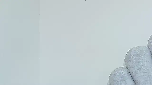 Snapshot of emma-conti2 chatting on October 4, 2025, 2:15 pm emma-conti2 online show from October 4, 2025, 2:15 pm