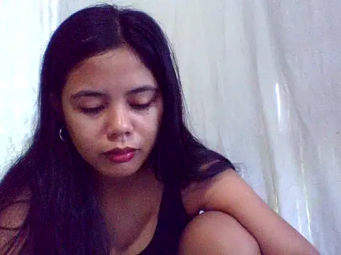 Snapshot of sweet_heaven00 chatting on October 3, 2025, 12:18 am sweet heaven00 online show from October 3, 2025, 12:18 am