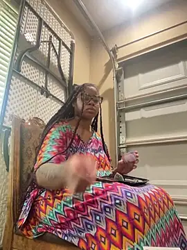 caramel  cremes online show from May 4, 2026, 12:56 pm