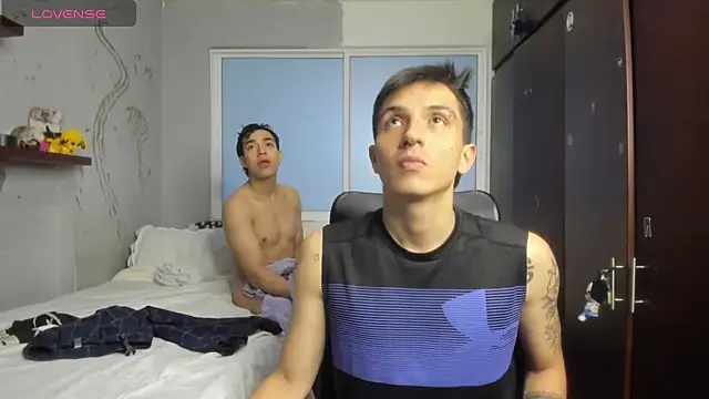 Snapshot of Noxx_starkK chatting on September 29, 2025, 12:27 am Noxx starkK online show from September 29, 2025, 12:27 am