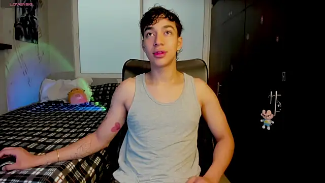 Snapshot of Noxx_starkK chatting on February 20, 2026, 5:13 pm Noxx starkK online show from February 20, 2026, 5:13 pm