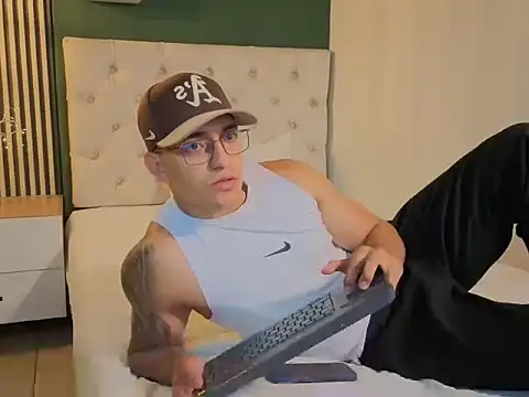 nathan gross online show from September 23, 2025, 3:53 am