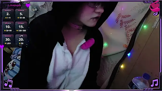 Snapshot of Ftm_Bunny chatting on May 24, 2026, 12:32 pm Ftm Bunny online show from May 24, 2026, 12:32 pm