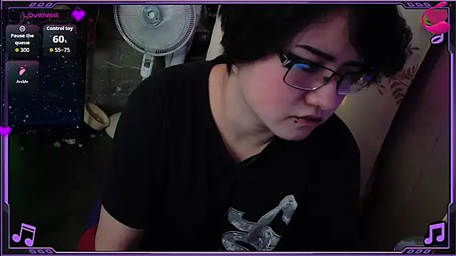 Snapshot of Ftm_Bunny chatting on June 7, 2026, 10:24 pm Ftm Bunny online show from June 7, 2026, 10:24 pm