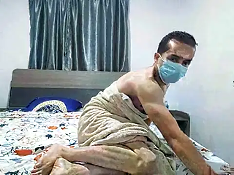 Snapshot of SSerene chatting on December 18, 2025, 6:03 pm SSerene online show from December 18, 2025, 6:03 pm