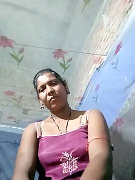 Savita992 online show from May 27, 2026, 7:33 pm