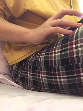 Snapshot of opna8 chatting on February 1, 2026, 12:31 am opna8 online show from February 1, 2026, 12:31 am