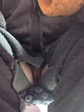 Snapshot of opna8 chatting on February 2, 2026, 12:42 am opna8 online show from February 2, 2026, 12:42 am