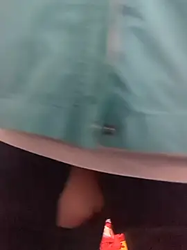 Snapshot of opna8 chatting on February 8, 2026, 3:21 am opna8 online show from February 8, 2026, 3:21 am