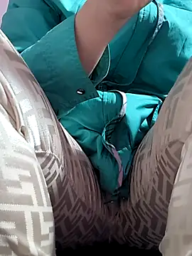 Snapshot of opna8 chatting on February 18, 2026, 2:51 am opna8 online show from February 18, 2026, 2:51 am