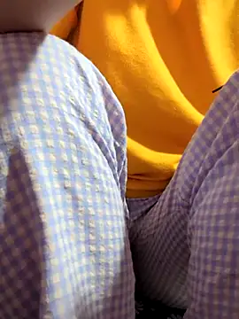 Snapshot of opna8 chatting on February 20, 2026, 10:21 pm opna8 online show from February 20, 2026, 10:21 pm