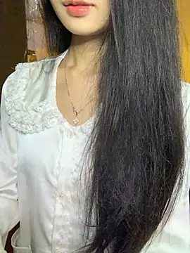 Nhinhi18 online show from February 8, 2026, 4:10 pm