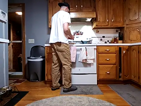 sloppytopkins online show from February 21, 2026, 12:11 am