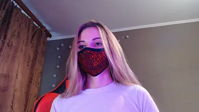 Iris lave online show from October 24, 2025, 2:02 pm