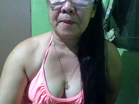 mommasexy29 online show from January 18, 2026, 2:32 pm