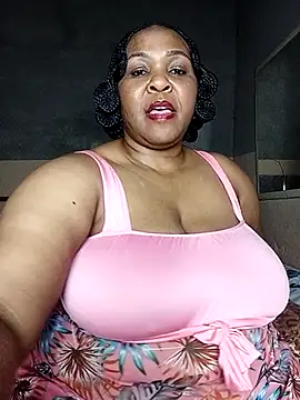 Moretl online show from April 4, 2026, 9:45 pm