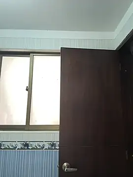 lucy grey25 online show from March 21, 2026, 4:21 pm