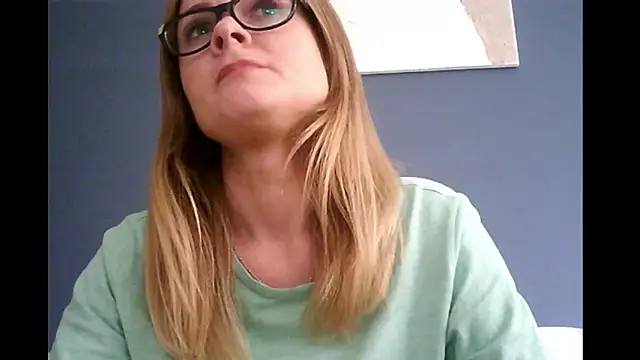 Ginger-bb online show from September 16, 2025, 1:45 pm