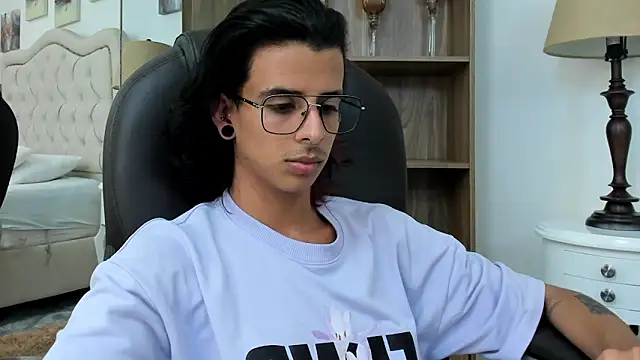 Ibratxandy online show from February 21, 2026, 7:26 pm