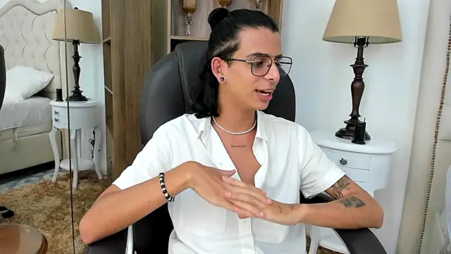 Ibratxandy online show from February 24, 2026, 9:13 pm