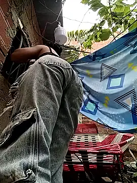 Snapshot of Rous-squir chatting on September 10, 2025, 7:25 pm Rous-squir online show from September 10, 2025, 7:25 pm