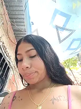 Snapshot of Rous-squir chatting on October 17, 2025, 12:41 pm Rous-squir online show from October 17, 2025, 12:41 pm