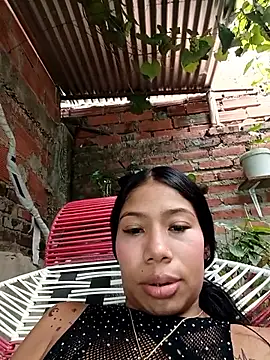 Snapshot of Rous-squir chatting on October 25, 2025, 12:45 pm Rous-squir online show from October 25, 2025, 12:45 pm